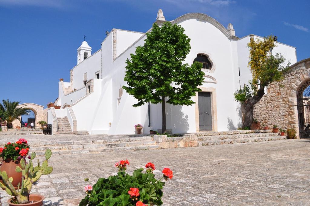 Masseria Del Crocifisso โปลีญาโนอามาเร ภายนอก รูปภาพ